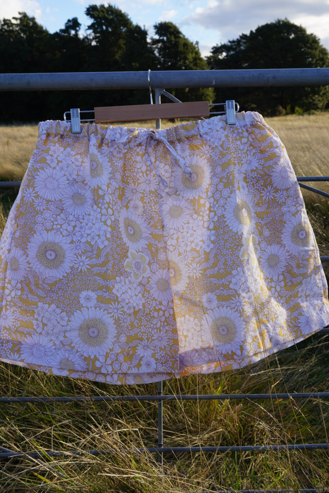 Lyla linen blend shorts