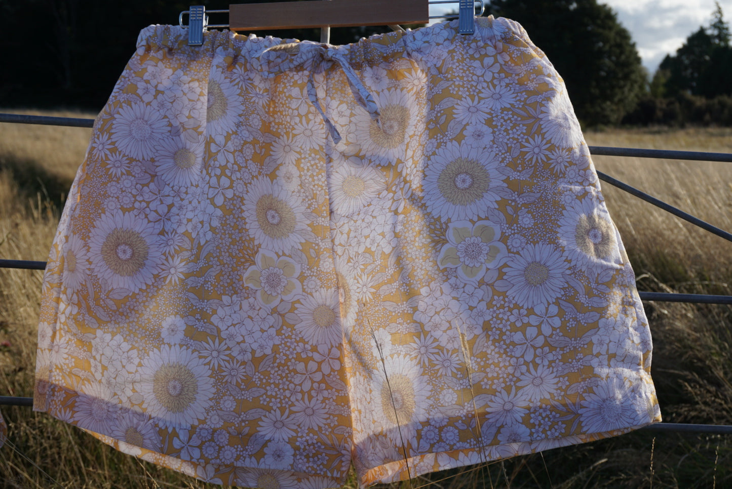 Lyla linen blend shorts