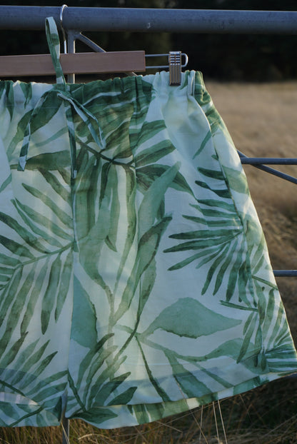 Watercolour Palm linen blend shorts